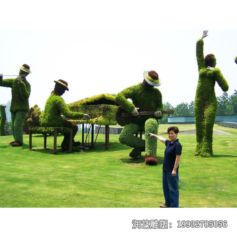 玻璃钢景区音乐人雕塑 玻璃钢景区音乐人雕塑