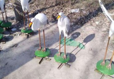 玻璃钢街道仙鹤雕塑