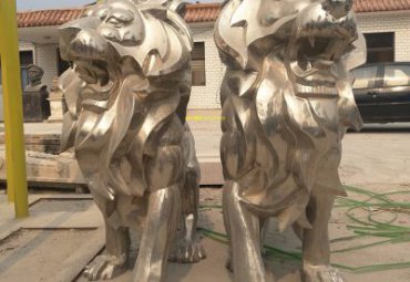 不锈钢学校狮子雕塑