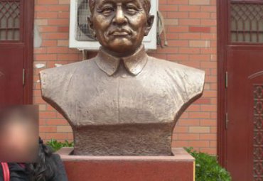 公园李四光人物铜雕