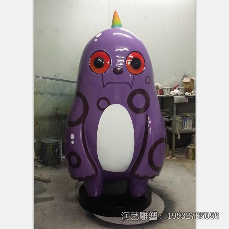 城市玻璃钢企鹅雕塑 城市玻璃钢企鹅雕塑