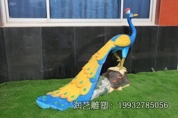 景区玻璃钢孔雀雕塑 景区玻璃钢孔雀雕塑