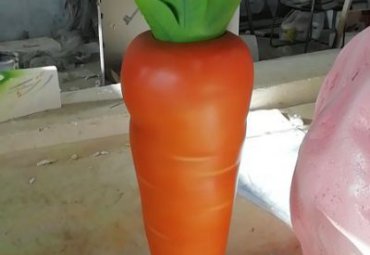 商场玻璃钢胡萝卜雕塑