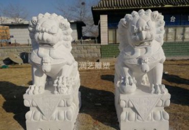 企业石雕狮子动物雕塑