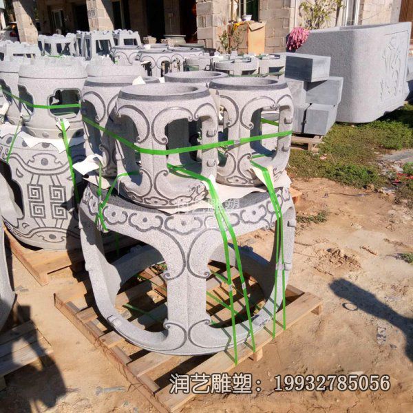 公园石雕桌椅凳景观雕塑 公园石雕桌椅凳景观雕塑