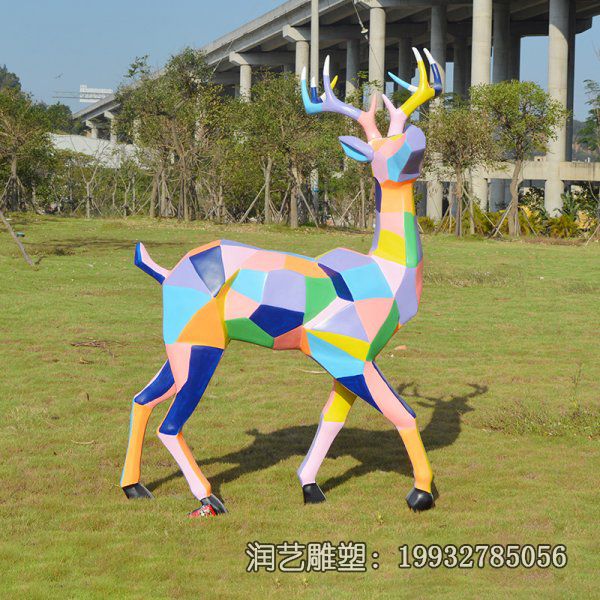 城市鹿玻璃钢雕塑 城市鹿玻璃钢雕塑