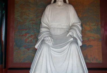 学校石雕杜甫雕塑