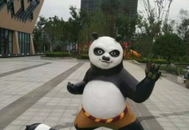 公司玻璃钢功夫熊猫雕塑