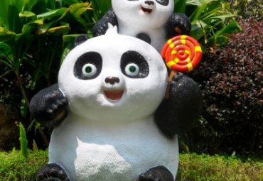 学校玻璃钢熊猫雕塑