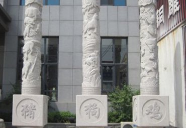 广场石雕石柱雕塑