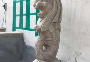 公园石雕鱼尾狮雕塑