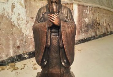 公园铜雕孔子雕塑