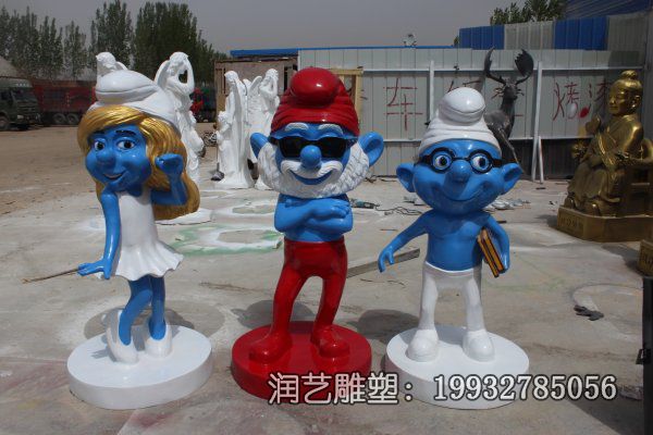 户外玻璃钢蓝精灵卡通雕塑 户外玻璃钢蓝精灵卡通雕塑