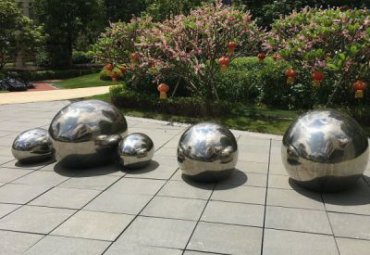 小区石头不锈钢雕塑