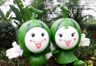 小区玻璃钢西瓜雕塑
