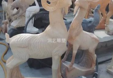 草坪石雕羊动物雕塑