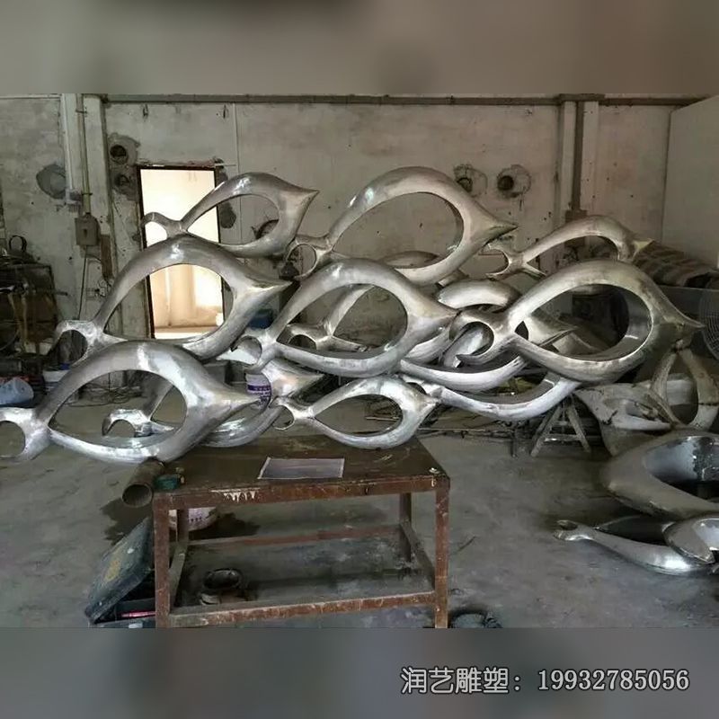 街道抽象不锈钢鱼雕塑 街道抽象不锈钢鱼雕塑