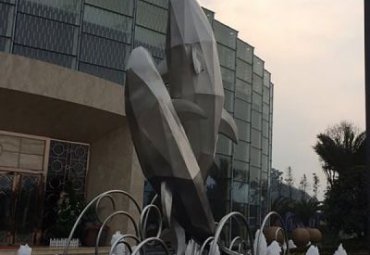 酒店抽象不锈钢海豚雕塑