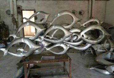 街道抽象不锈钢鱼雕塑