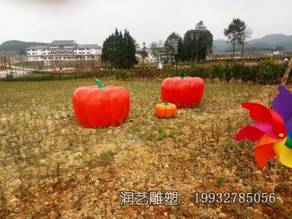 城市景观玻璃钢南瓜雕塑 城市景观玻璃钢南瓜雕塑