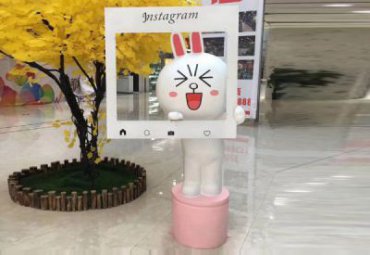 城市可妮兔玻璃钢雕塑