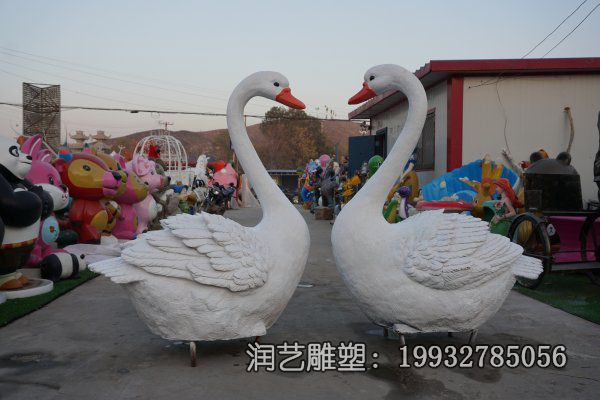小区动物天鹅玻璃钢雕塑 小区动物天鹅玻璃钢雕塑