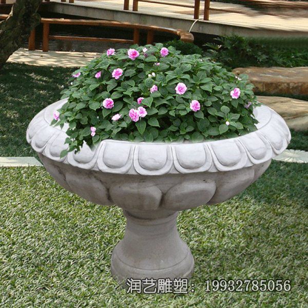 草坪花盆景观石雕 草坪花盆景观石雕