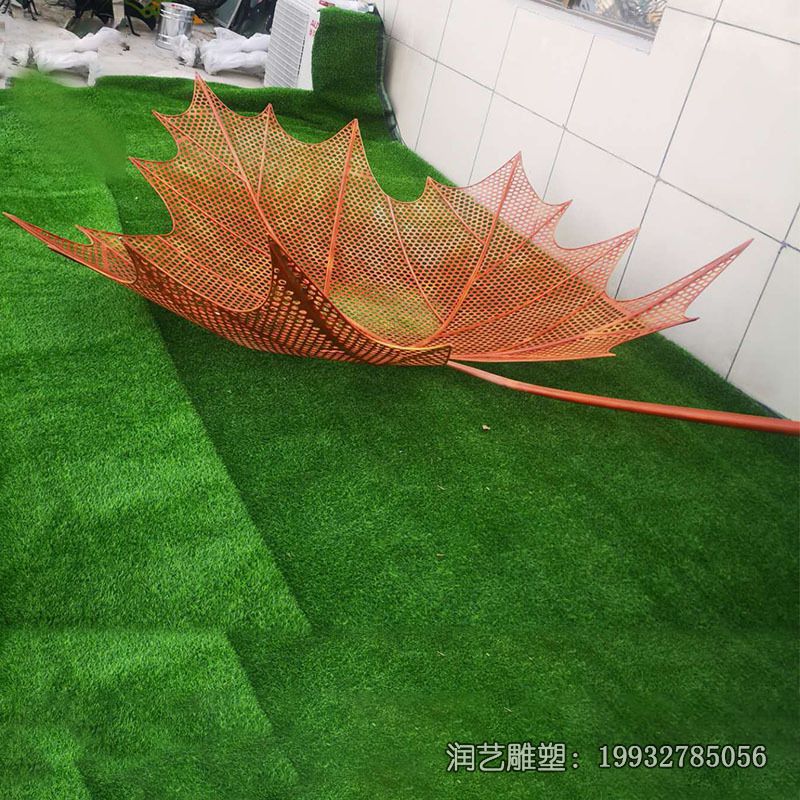 小区不锈钢枫叶雕塑 小区不锈钢枫叶雕塑