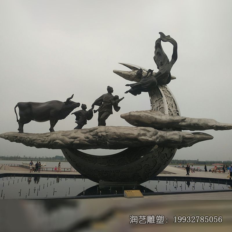 草坪不锈钢牛郎织女雕塑 草坪不锈钢牛郎织女雕塑
