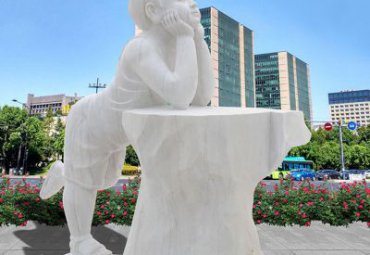 学校人物石雕