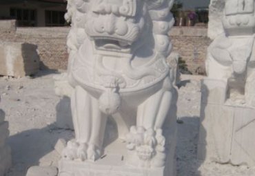 酒店石狮子石雕