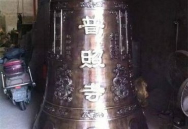城市钟景观铜雕
