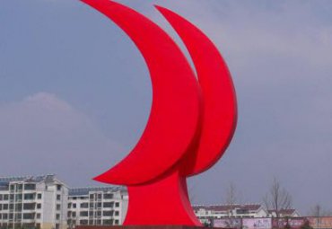 企业不锈钢月亮雕塑