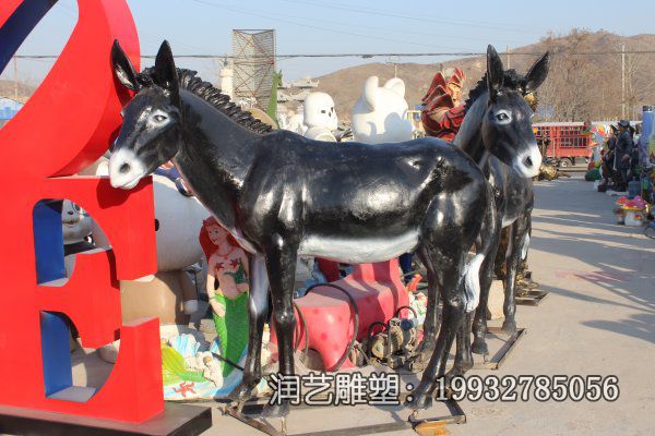 景区玻璃钢驴雕塑 景区玻璃钢驴雕塑