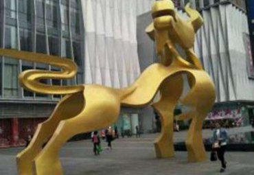 景区不锈钢牛雕塑