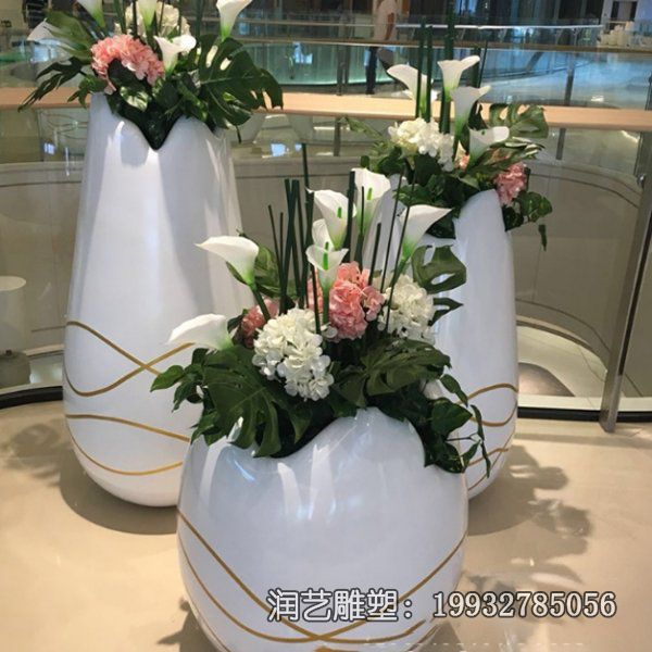 城市玻璃钢花瓶雕塑 城市玻璃钢花瓶雕塑