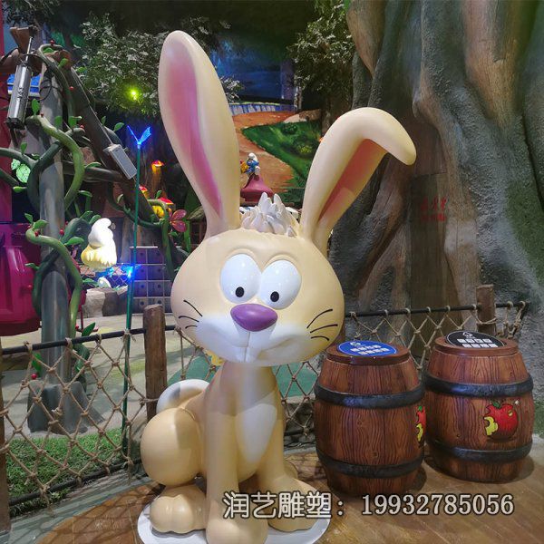 酒店玻璃钢兔子雕塑 酒店玻璃钢兔子雕塑