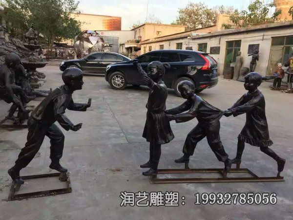 园林铜雕老鹰捉小鸡雕塑 园林铜雕老鹰捉小鸡雕塑