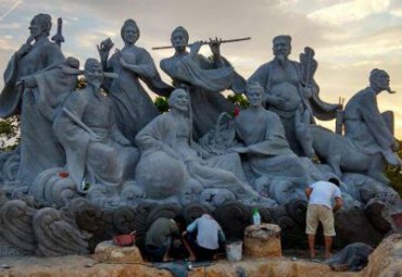 草坪石雕八仙过海雕塑