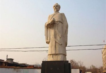 学校石雕张仲景雕塑