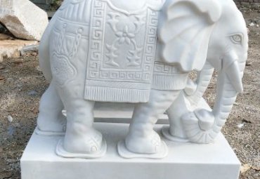 小区石雕大象雕塑