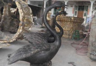 游乐场铜雕天鹅雕塑