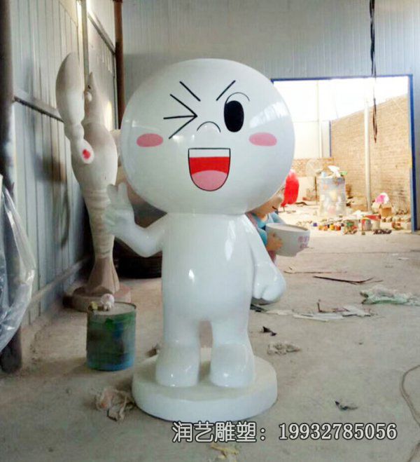 游乐场玻璃钢公仔雕塑 游乐场玻璃钢公仔雕塑