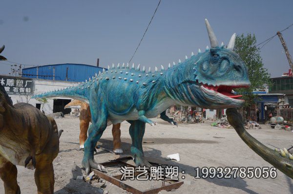 游乐场玻璃钢恐龙雕塑 游乐场玻璃钢恐龙雕塑