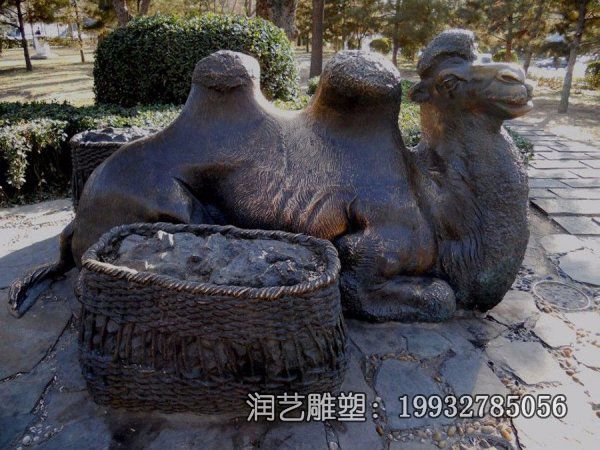 公园铜雕骆驼雕塑 公园铜雕骆驼雕塑