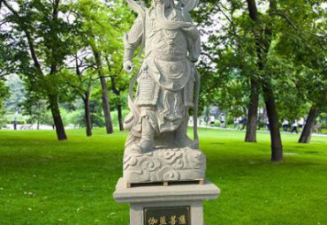 广场石雕关公雕塑