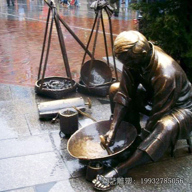 景区铜雕抽象人物雕塑 景区铜雕抽象人物雕塑