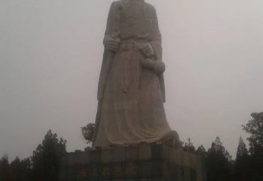 广场石雕孙思邈雕塑