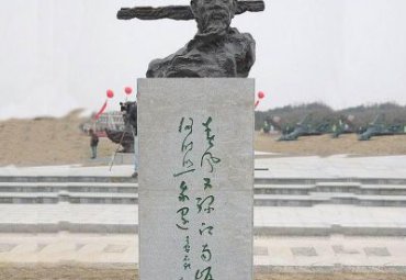 小区铜雕王安石雕塑