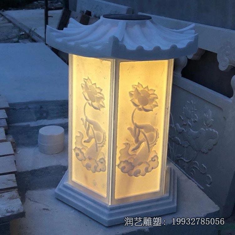广场石雕灯雕塑 广场石雕灯雕塑